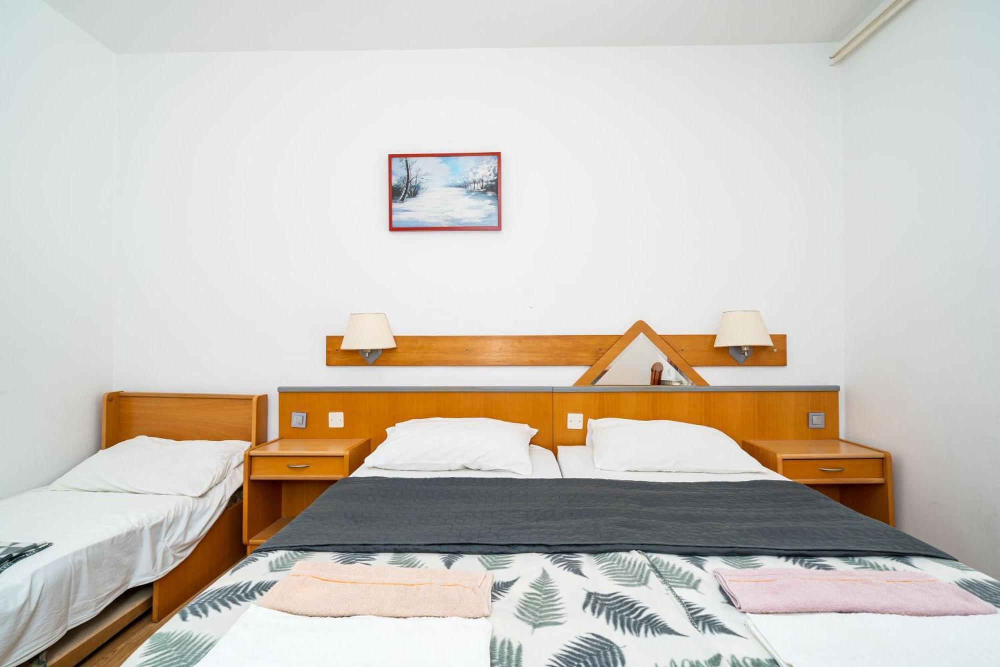 Apartments Klis Mlini Szoba fotó