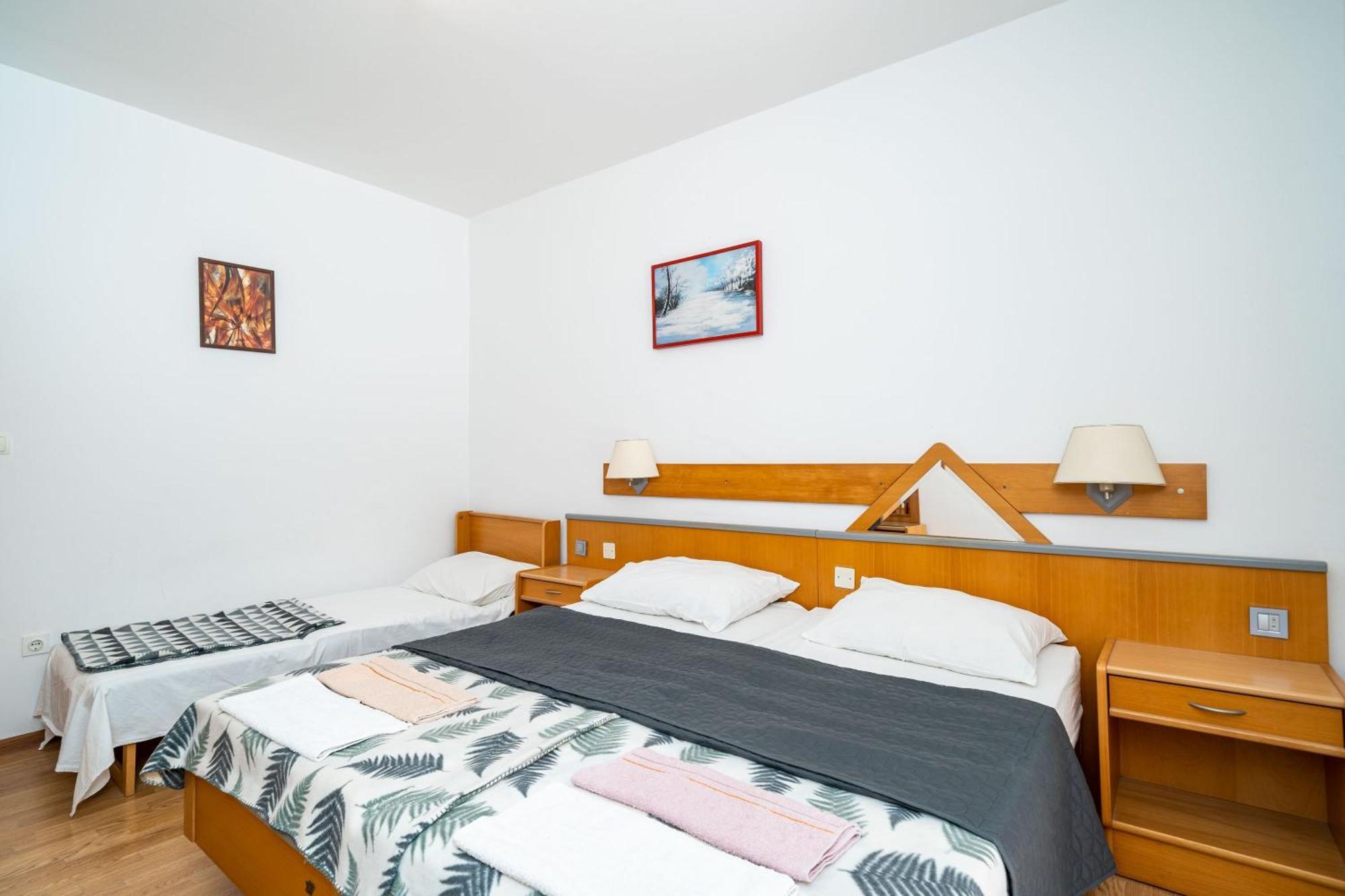 Apartments Klis Mlini Szoba fotó
