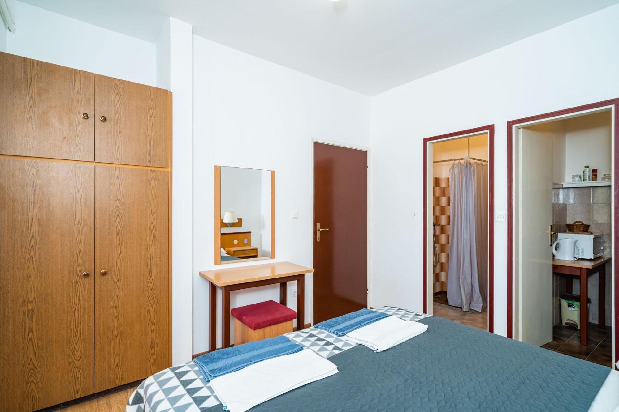 Apartments Klis Mlini Szoba fotó