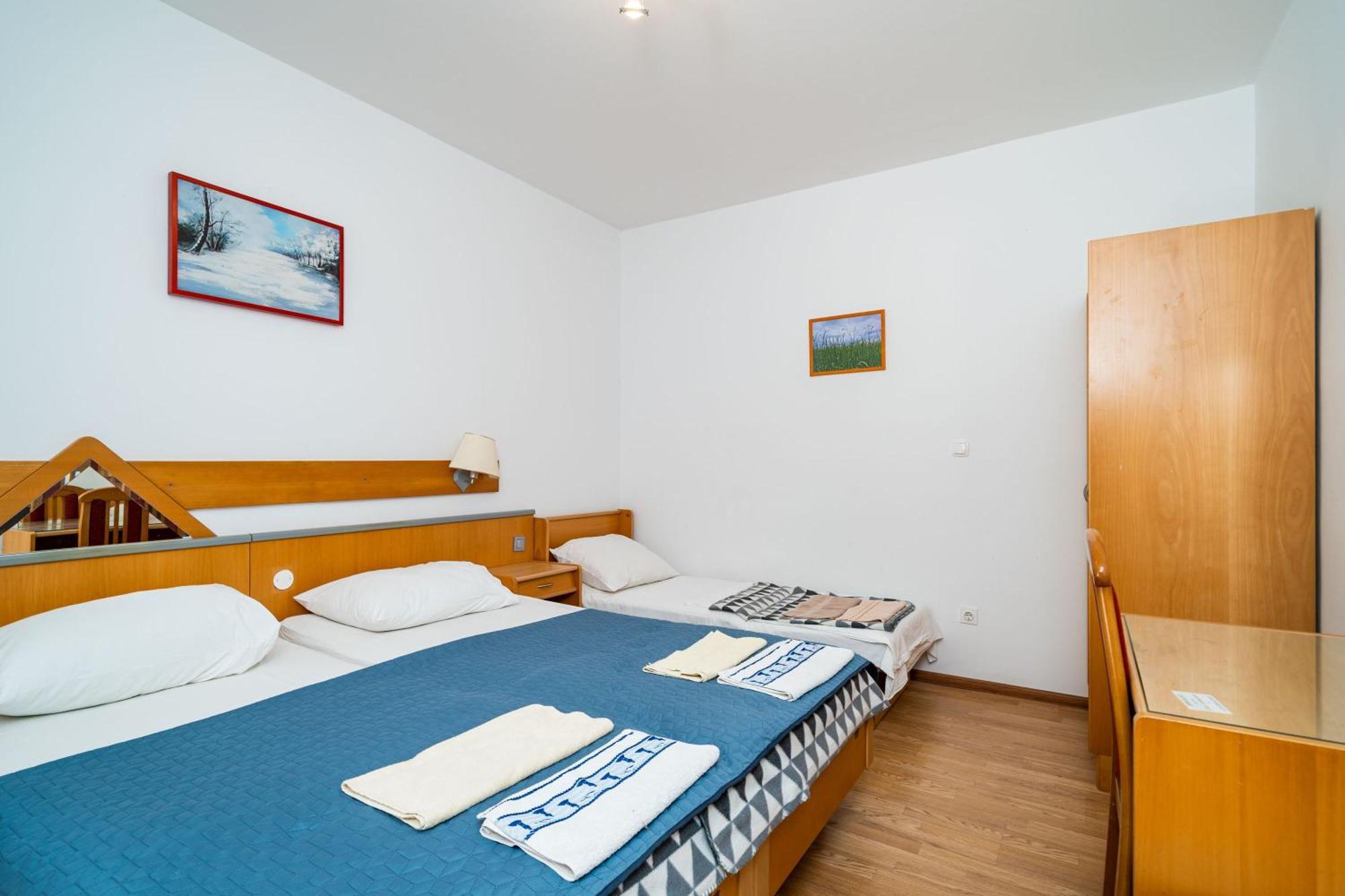 Apartments Klis Mlini Szoba fotó