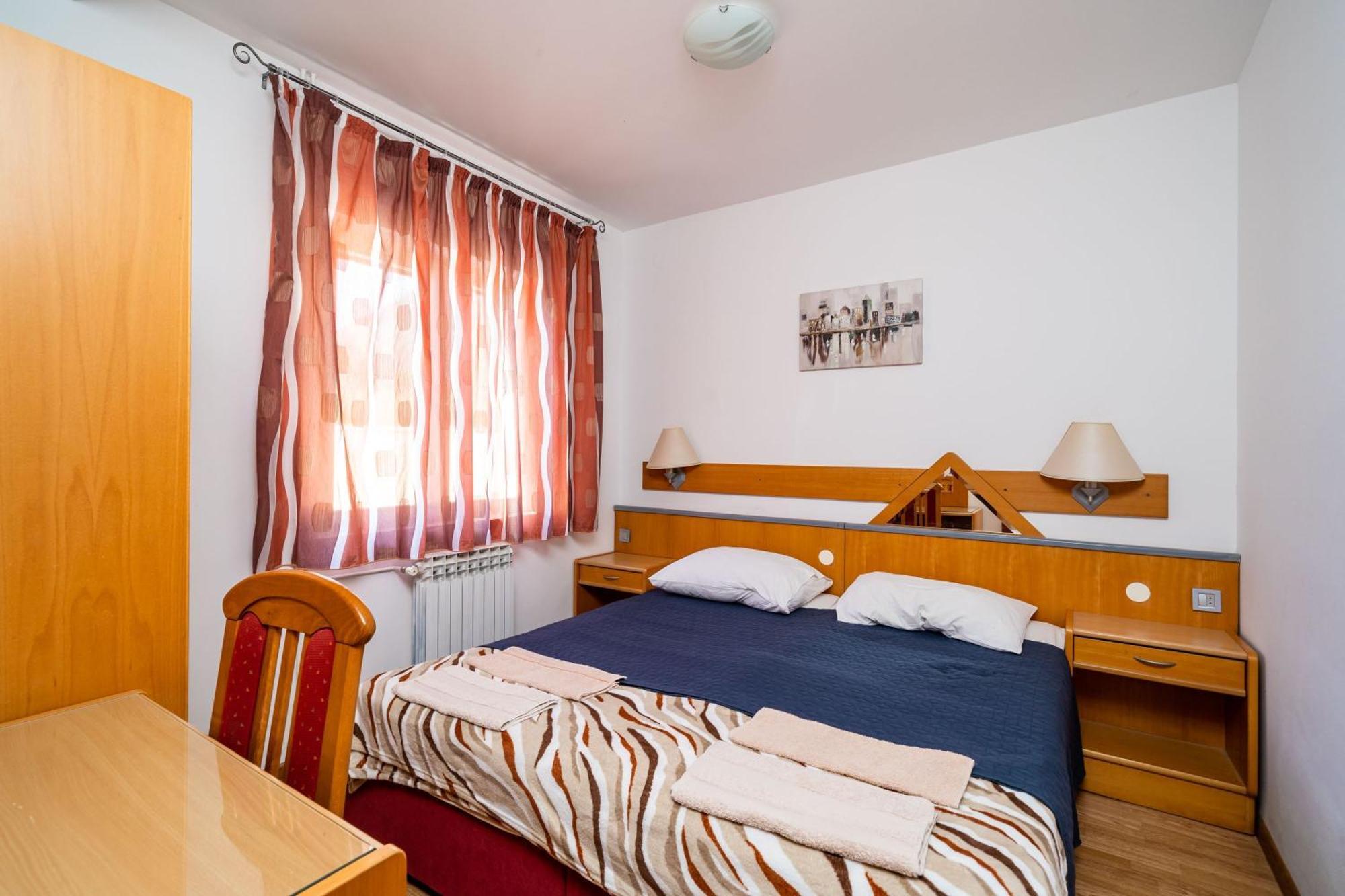 Apartments Klis Mlini Szoba fotó